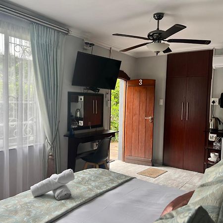 Silken Trap Accommodation No Loadshedding Johannesburg Bagian luar foto