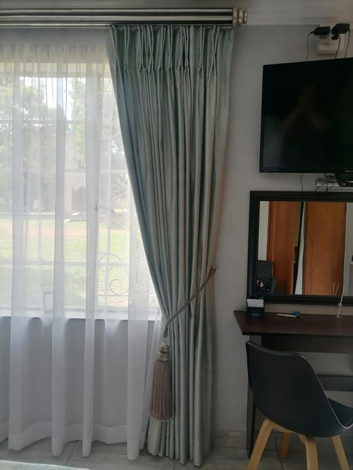Silken Trap Accommodation No Loadshedding Johannesburg Bagian luar foto