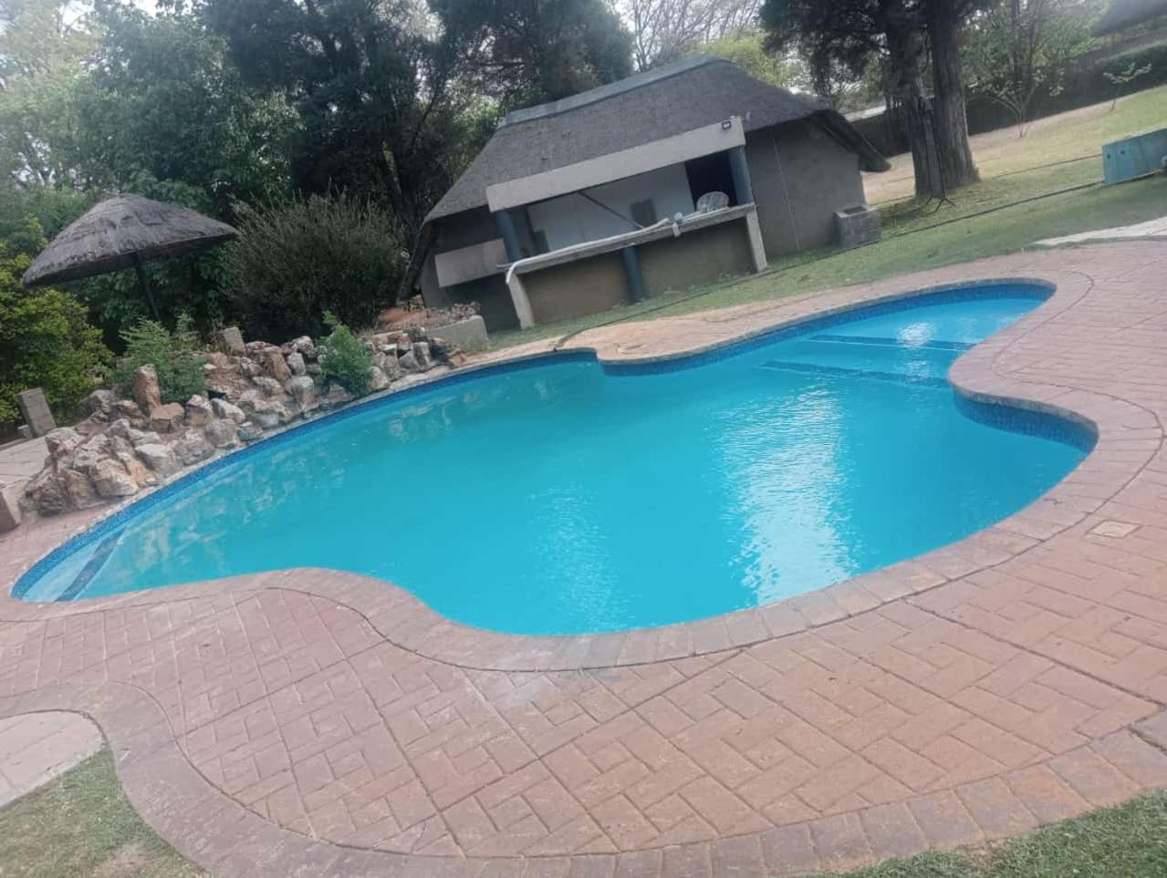 Silken Trap Accommodation No Loadshedding Johannesburg Bagian luar foto